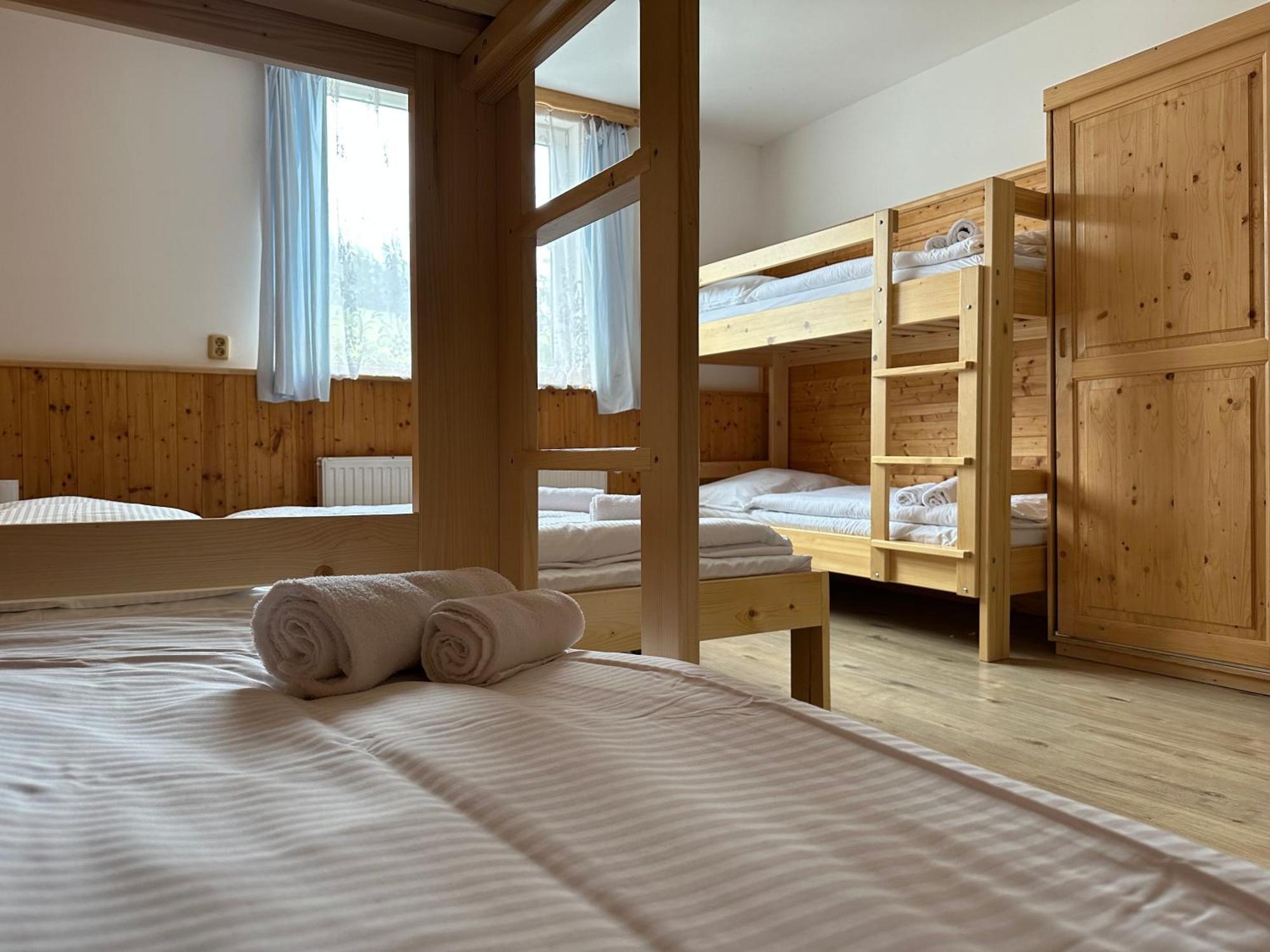 Horsky Hotel Kycerka Velké Karlovice Extérieur photo